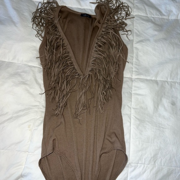 C-Neck Fringe bodysuit - Picture 4 of 5